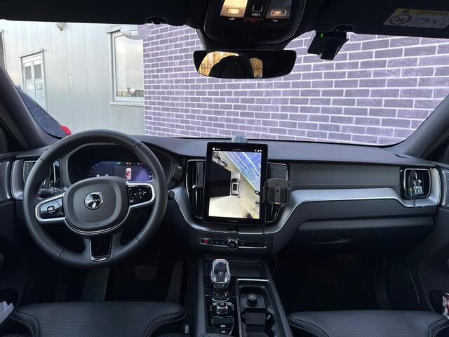 Volvo XC60 2.0 T8 Plug-in hybrid AWD Ultra Black Edition | Facelift | Luchtvering | Heico Body Kit | Bowers & Wilkins | Head Up Display | Stoelventilatie/massage-functie | Schuif Kantel Dak | 360 Camera | Head Up Display | Donker Glas | 22" | Trekhaak |