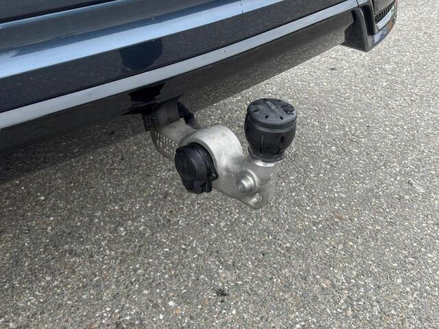 Volvo XC60 2.0 T6 Plug-in Hybrid AWD R-Design Panodak Harman Kardon Trekhaak Dealer Onderhouden