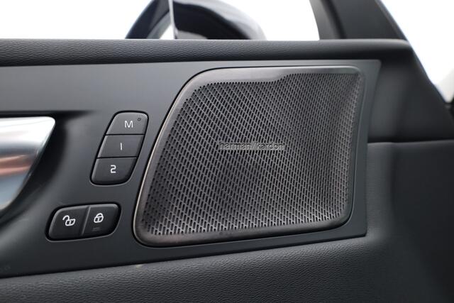 Volvo XC60 T6 Plug-in hybrid Plus Black Edition | Pano | Harman Kardon | Memory Seats | 360cam | Blis | Pilot Assist | 21''