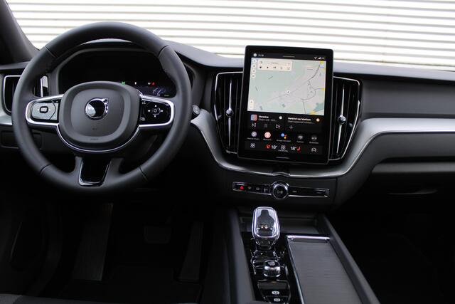 Volvo XC60 2.0 T8 Plug-in hybrid AWD Plus Black Edition | MY2026 | Nieuw | Luchtvering | 360 Camera | Head-up | H&K