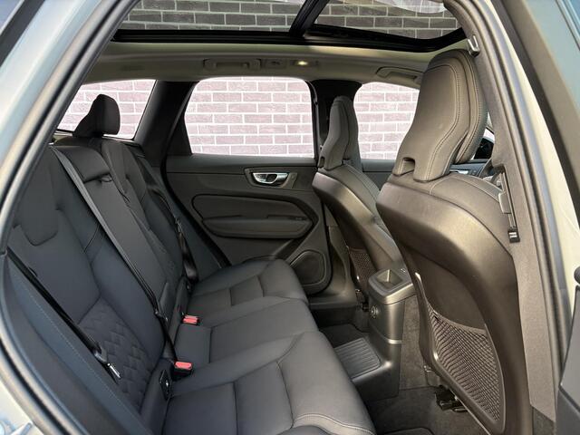 Volvo XC60 2.0 T6 Plug-in hybrid AWD Ultra Dark | FACELIFT !! | Trekhaak | Memory stoelen | Harman/Kardon | 360º Camera | Panorama-Schuifdak | Adaptieve Cruise controle | Blis | stoel + stuur verwarming |
