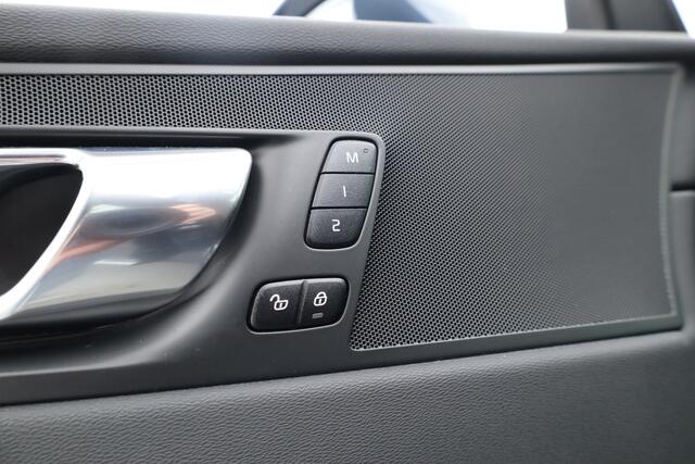 Volvo XC60 2.0 T6 Plug-in hybrid AWD Inscription Expression Panoramadak | Leder | adaptieve cruise