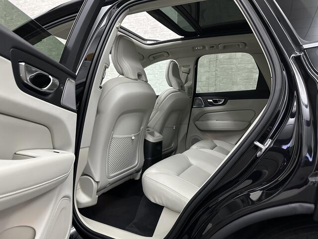 Volvo XC60 350PK Ultimate Bright | Bowers & Wilkins | Luchtvering | Panorama | Massage | ACC | 360 Camera | T6 | Stoelventilatie | Head-Up | Keyless-Entry | Orrefors Glaspook | Pilot-Assist | Stoelverwarming V+A | Stand-Kachel | Memory | Stuurverwarming | Dodehoek |