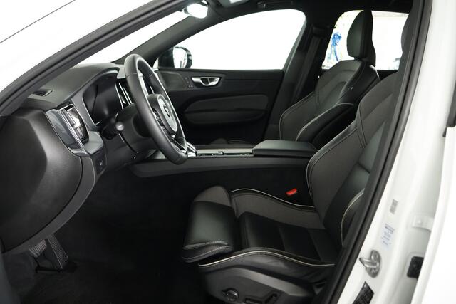 Volvo XC60 B4 AWD Plus Dark Navi / Harman-Kardon / Memory / 360 Camera