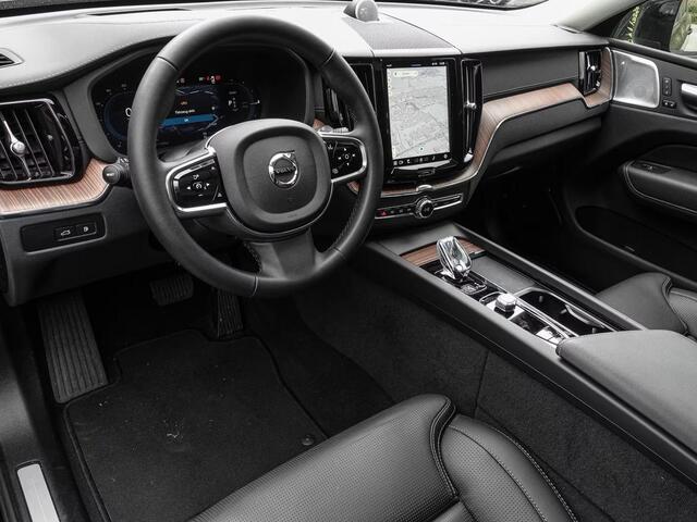 Volvo XC60 2.0 T8 Plug-in hybrid AWD ULTRA Dark (335kW/455PK) FULL OPTION (PANO / TREKH) ** 1e EIG - Ex VOLVO ** INFORMEER OOK NAAR ONZE AANTREKKELIJKE FINANCIAL-LEASE TARIEVEN **