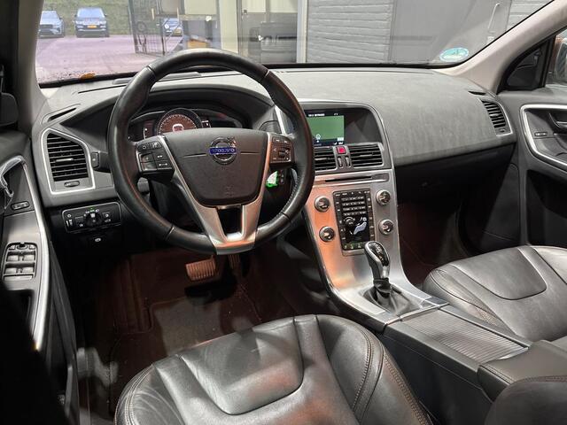 Volvo XC60 D4 Summum | Panoramadak | ACC | Trekhaak | Leder | Camera | Stoelverwarming