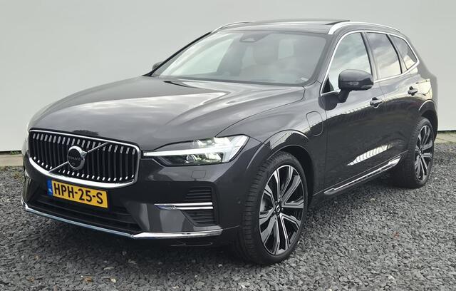 Volvo XC60 2.0 T6 PHEV AWD ULTRA Bright Vol uitgerust!!! - Luchtvering - 21" Wielen - Panoramadak - Lighting -Head up - B&W Audio - 360 Cam - Alarm - Climate - Privacy Glass - RC20 Interieur - Geluidsisolerend glas - Massage stoelen