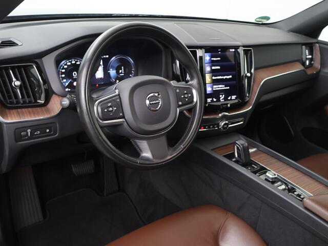 Volvo XC60 2.0 Recharge T6 AWD R-Design | SoH 100% |