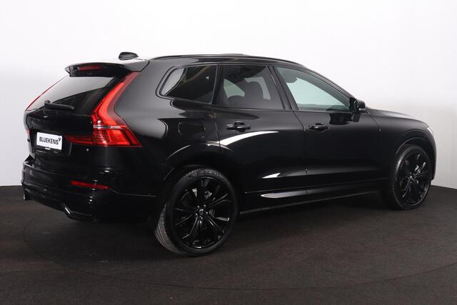Volvo XC60 T6 Recharge AWD Plus Black Edition - Panorama/schuifdak - IntelliSafe Assist & Surround - Adaptieve LED koplampen - Parkeercamera achter - Verwarmde voorstoelen, stuur & achterbank - Parkeersensoren voor & achter - Elektr. bedienb. voorstoelen met geheuge
