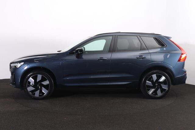 Volvo XC60 T8 Recharge AWD Ultra Dark - Panorama/schuifdak - IntelliSafe Assist & Surround - 360º Camera - Bowers & Wilkins audio - Adaptieve LED koplampen - Verwarmde voorstoelen, stuur & achterbank - Parkeersensoren voor & achter - Elektr. bedienb. voorstoelen met