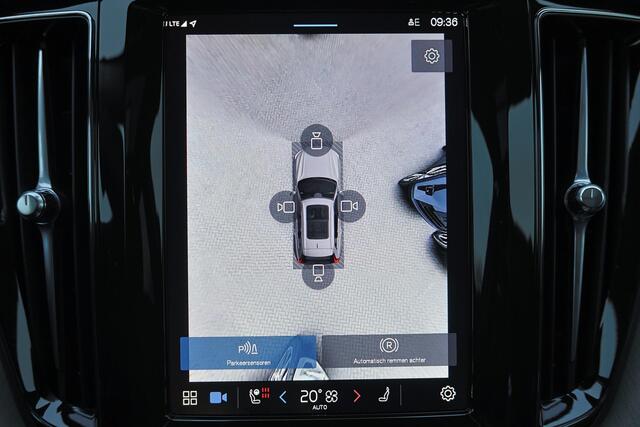 Volvo XC60 T8 Recharge AWD Ultra Dark - Panorama/schuifdak - IntelliSafe Assist & Surround - 360º Camera - Bowers & Wilkins audio - Adaptieve LED koplampen - Verwarmde voorstoelen, stuur & achterbank - Parkeersensoren voor & achter - Elektr. bedienb. voorstoelen met