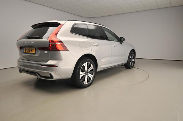 Volvo XC60 2.0 T6 Plug-in hybrid AWD Plus Bright | Trekhaak elek.| Pano | Camera | Harman/Kardon