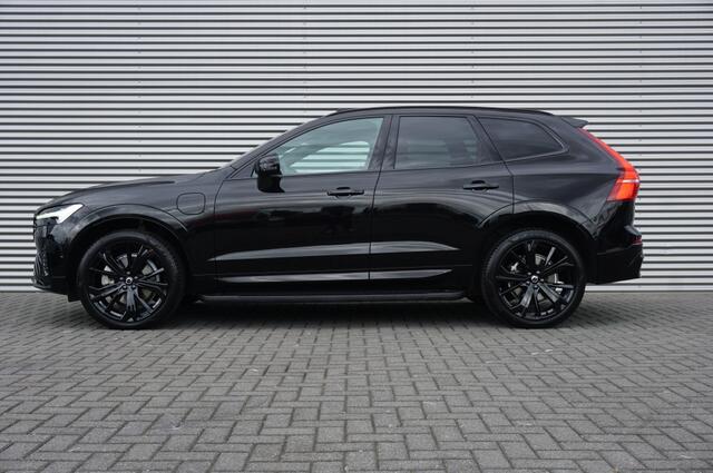 Volvo XC60 350PK T6 AWD Black Edition TREKHAAK | 360° CAMERA | SCHUIFDAK!