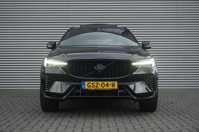 Volvo XC60 350PK T6 AWD Black Edition TREKHAAK | 360° CAMERA | SCHUIFDAK!