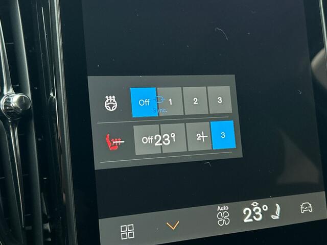 Volvo XC60 T6 Plus Dark Recharge | Head-Up | Panoramadak | Getint glas