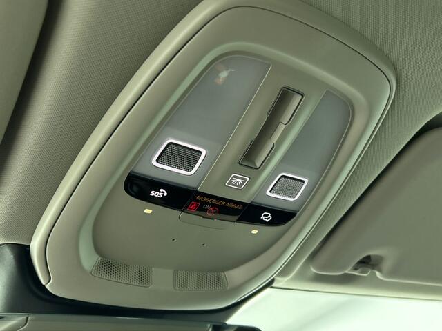 Volvo XC60 T6 Plus Dark Recharge | Head-Up | Panoramadak | Getint glas