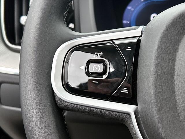 Volvo XC60 2.0 T6 AWD Plus Dark | Trekhaak | 360° Camera |