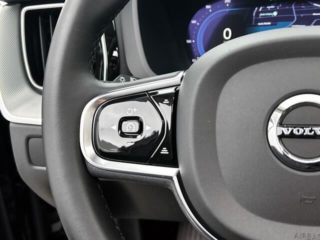 Volvo XC60 T6 Plus Bright | Pano | 20 Inch | Long Range | 360* | H&K |