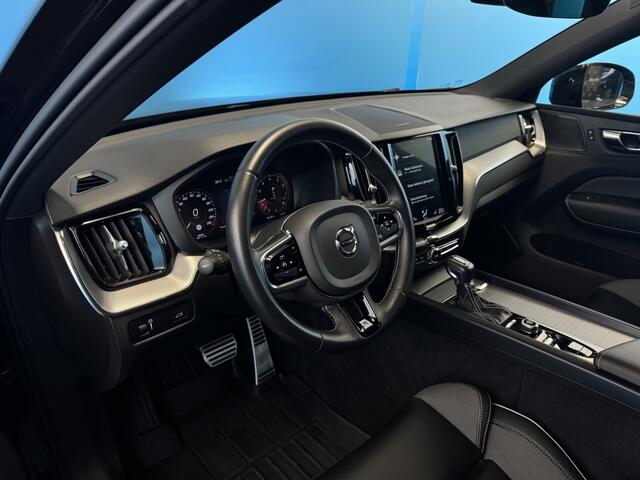 Volvo XC60 2.0 T4 R-Design AUTOMAAT, Trekhaak