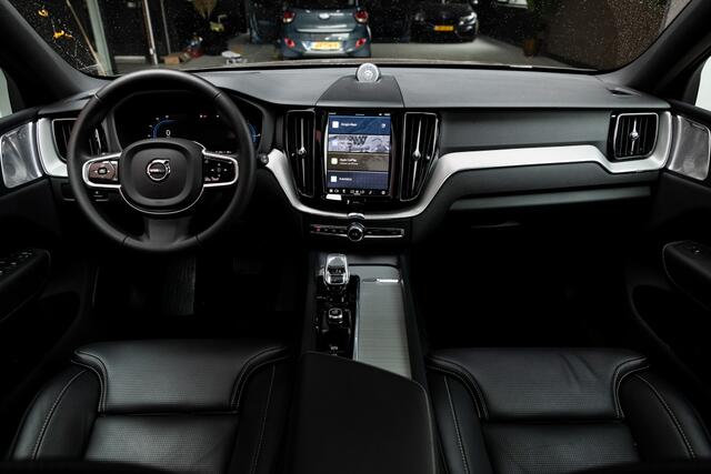 Volvo XC60 T6 AWD Ultra Black Edition | Massage | B&W | Pano | HuD |