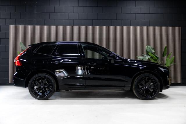 Volvo XC60 T6 AWD Ultra Black Edition | Massage | B&W | Pano | HuD |