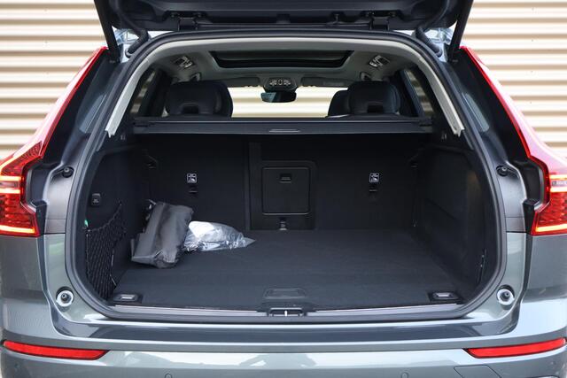 Volvo XC60 T6 Plug-in hybrid AWD Ultra Dark | FULL OPTION | Luchtvering | Bowers & Wilkins | Gelaagd glas