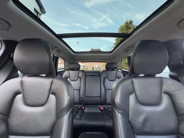 Volvo XC60 2.0 T6 AUT8 PLUG-IN HYBRID AWD INSCRIPTION EXCLUSIVE. PANODAK LEDER NAVI CAMERA APPLE-CARPLAY DIGI-DASH LED LMV PDC