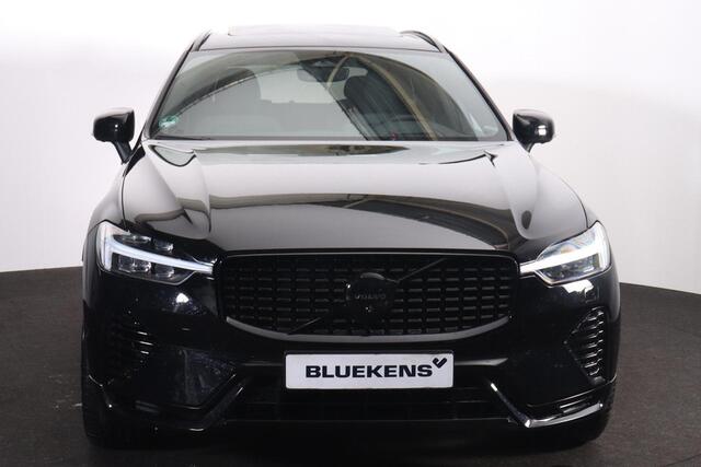 Volvo XC60 T6 Recharge AWD Plus Black Edition - Luchtvering - Panorama/schuifdak - IntelliSafe Assist & Surround - 360º Camera - Harman/Kardon audio - Adaptieve LED koplampen - Verwarmde voorstoelen, stuur & achterbank - Parkeersensoren voor & achter - Elektr. bedie