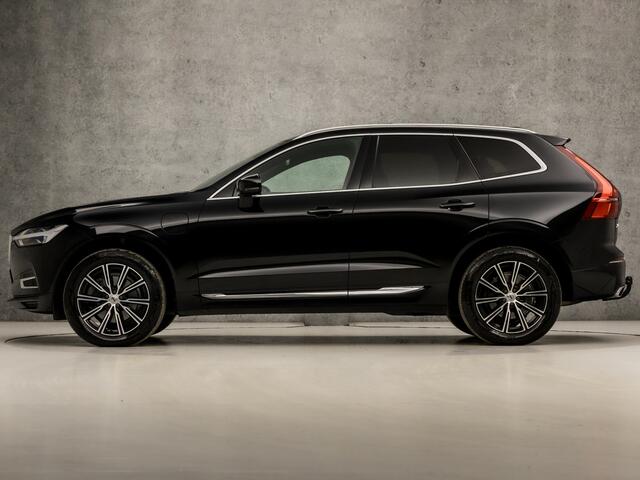 Volvo XC60 2.0 T8 Twin Engine AWD Inscription 391Pk Automaat (PANORAMADAK, APPLE CARPLAY, HARMAN/KARDON, MEMORY SEATS, ZWART HEMEL, STOELVERWARMING VOOR/ACHTER, LUXE LEDER, TREKHAAK, CAMERA, STUURWIEL VERWARMD, NIEUWSTAAT)