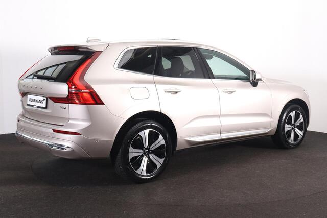 Volvo XC60 T6 Recharge AWD Plus Bright - Panorama/schuifdak - IntelliSafe Assist & Surround - 360º Camera - Harman/Kardon audio - Adaptieve LED koplampen - Verwarmde voorstoelen, stuur & achterbank - Parkeersensoren voor & achter - Elektr. bedienb. voorstoelen met g