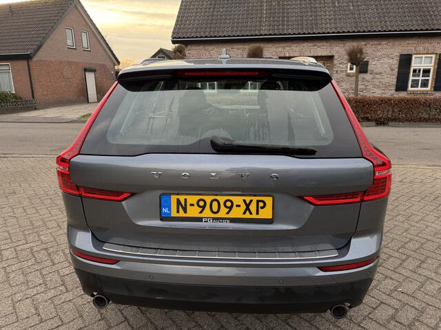 Volvo XC60 2.0 D4 AWD Momentum AUTOMAAT/XENON/NAVI