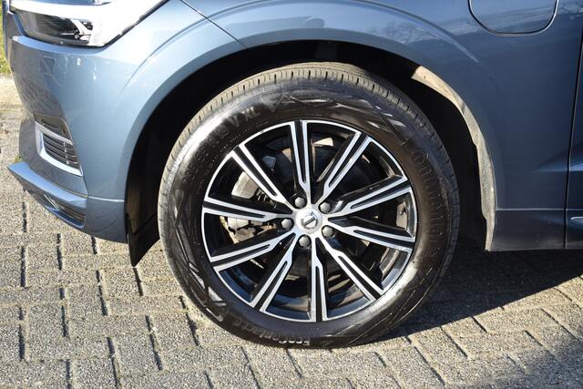 Volvo XC60 T6 340PK AWD Business Pro | Trekhaak | Luchtvering | Camera | Panodak | 19" LMV | Stoelverwarming