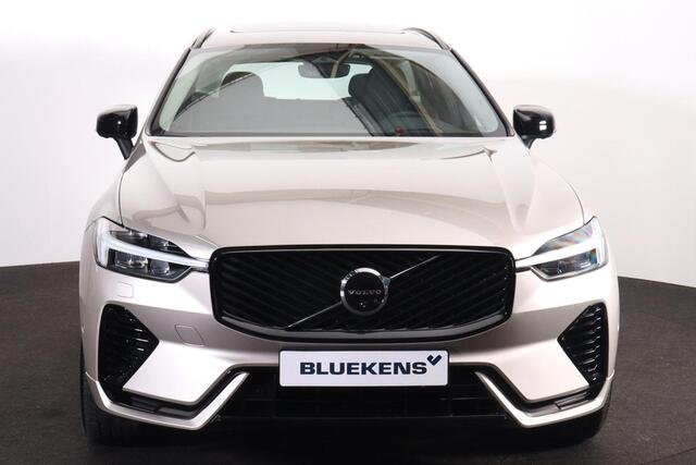 Volvo XC60 T6 Recharge AWD Ultra Dark - Luchtvering - Panorama/schuifdak - IntelliSafe Assist & Surround - 360º Camera - Harman/Kardon audio - Adaptieve LED koplampen - Verwarmde voorstoelen, stuur & achterbank - Parkeersensoren voor & achter - Elektr. bedienb. voor