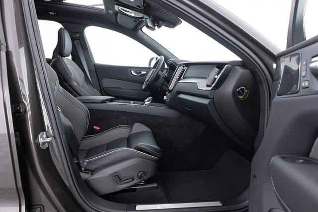 Volvo XC60 2.0 T8 Plug-in hybrid AWD Ultimate Dark | PANORAMADAK | harman/kardon | 360 Camera | LUCHTVERING