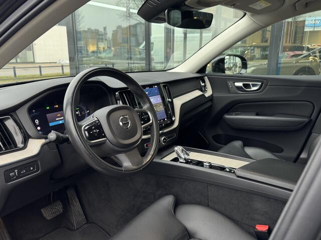 Volvo XC60 2.0 T6 AWD Core Bright 390PK | Long Range Recharge | Panoramadak