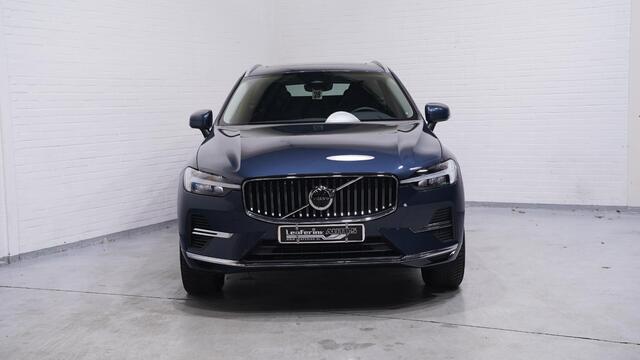 Volvo XC60 2.0 T6 Plug-in hybrid AWD Plus Bright 1e eigen NAP 18"lichtmetalen wielen lederen comfortstoelen wegklapbare trekhaak fietsendrager verwarmd stuurwiel en stoelen v+a aplle-carplay keyless go-start LED verl DAB ontvangst