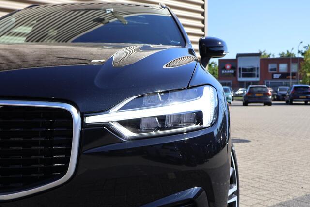 Volvo XC60 T8 Twin Engine AWD R-Design | Luchtvering | Trekhaak elektr. | Memory | Panoramadak