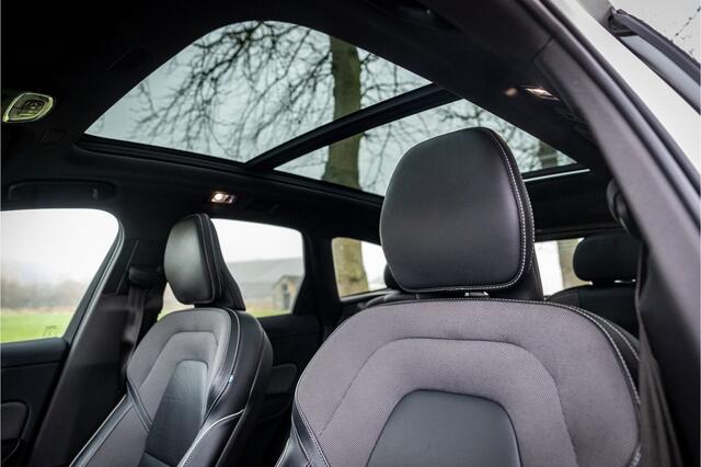 Volvo XC60 2.0 Recharge T8 AWD R-Design Parelmoer Harman Kardon Memory Camera