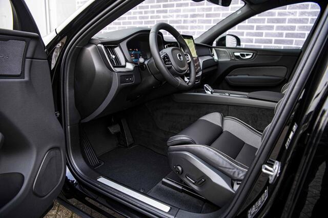 Volvo XC60 2.0 T8 Plug-in hybrid AWD Plus Black Edition | Harman Kardon Audio | Schuif-/Kanteldak | Stuur-/Stoelverwarming V+A | Adaptieve Cruise Control | BLIS |
