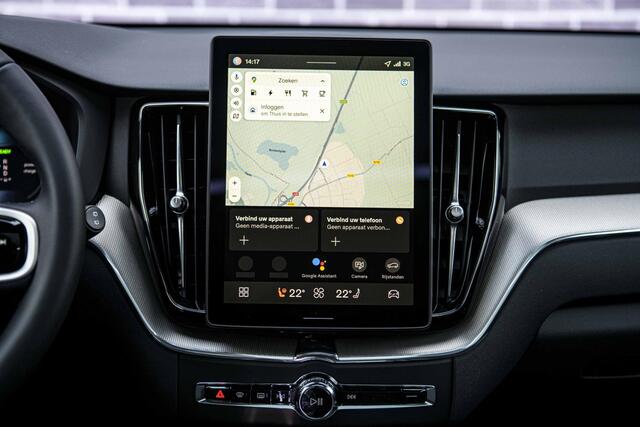 Volvo XC60 2.0 T8 Plug-in hybrid AWD Plus Black Edition | Harman Kardon Audio | Schuif-/Kanteldak | Stuur-/Stoelverwarming V+A | Adaptieve Cruise Control | BLIS |