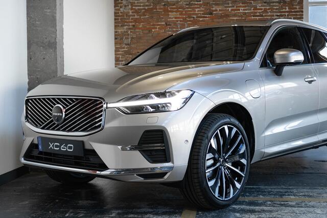 Volvo XC60 2.0 T6 Plug-in hybrid AWD Ultra Bright Adaptive Cruise & Pilot Assist | Panoramisch Schuif/-kanteldak | Harman/Kardon Premium Audio | 360-Camera | Stoel + Stuurwiel verwarming | Elektrische Achterklep | Google Services | Keyless Entry & Start | Extra get