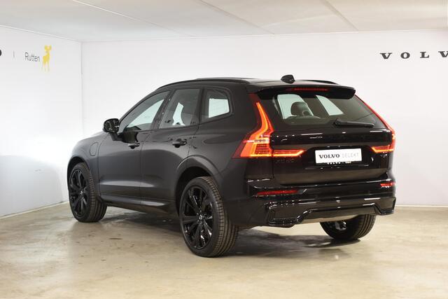 Volvo XC60 T6 350PK Automaat Plug-in Hybrid AWD Plus Black Edition/ Bowers & Wilkins / Navigatie / 360 Camera / Head-up Display / Panoramadak / Stoelverwarming v+a / Stuurverwarming / 21'' Velgen