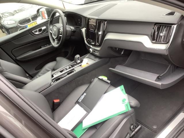 Volvo XC60 2.0 T6 Plug-in hybrid AWD Plus Bright | Long Range | 20" | Panoramadak | Adaptieve Cruise Control | Parkeercamera | Power Seats |