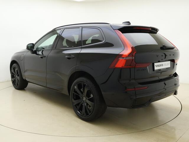 Volvo XC60 T6 350pk AWD Ultra Black Edition / Luchtvering / Bowers&Wilkins Audio / Ventilatie / Massage / 21'' / Extra Getint Glas /