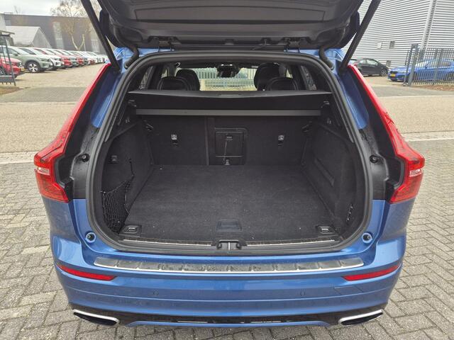 Volvo XC60 2.0 T8 Twin Engine AWD R-Design Luchtvering/Panodak/Trekhaak etc.