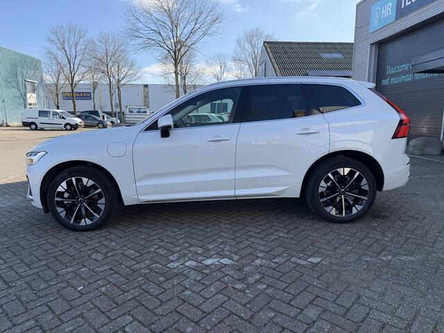 Volvo XC60 2.0 T8 Plug-in hybrid AWD Ultra Bright 455pk l Trekhaak l Pano l stoel koeling/verwarming