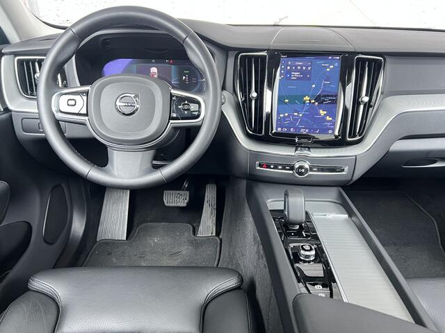 Volvo XC60 2.0 T6 Plug-in hybrid 350 pk AWD Plus Dark Navigatie Panoramadak Standkachel Elek Comfortstoelen Harman Kardon Leder Stoelverwarming v+a Camera Carplay 20 Inch Velgen Extra Getint Glas Long Range Bright Dusk Metallic 1e Eigenaar