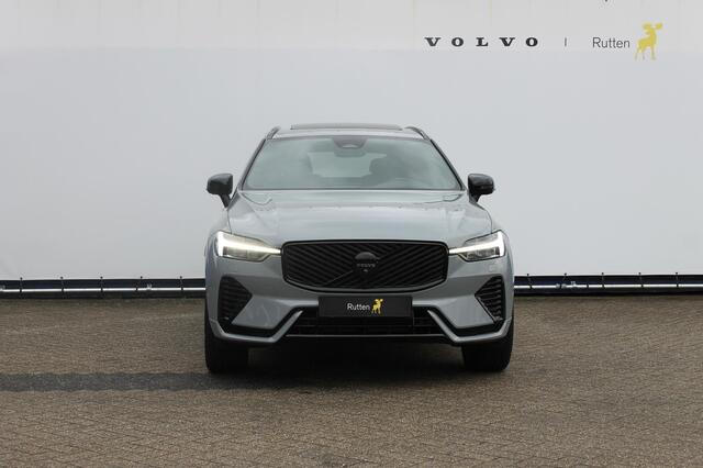 Volvo XC60 T8 455PK Automaat AWD Ultra Black Edition 360 graden camera / Head-up display / Panoramisch schuif-kanteldak / 21" lichtmetalen velgen / Extra getinte ramen vanaf de B-stijl