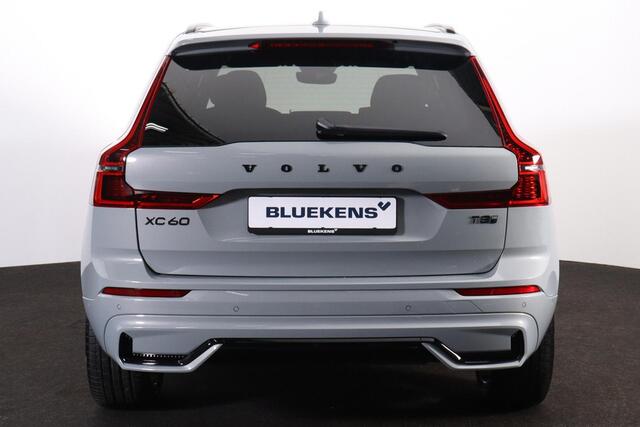 Volvo XC60 T8 Recharge AWD Plus Black Edition - IntelliSafe Assist & Surround - 360º Camera - Harman/Kardon audio - Verwarmde voorstoelen, stuur & achterbank - Parkeersensoren voor & achter - Elektr. bedienb. voorstoelen met geheugen - Draadloze tel. lader - Extra g
