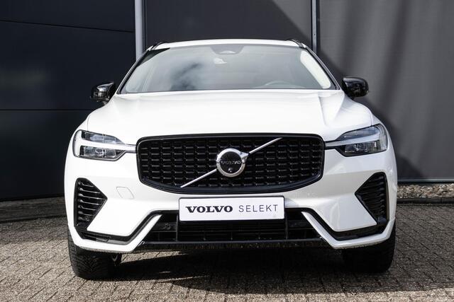 Volvo XC60 T6 Plug-in hybrid AWD Plus Dark | Trekhaak | Rondom zichtcamera | Verwarmbare voorstoelen+stuurwiel+achterbank | Premium audio by Harman Kardon | 19 inch Lichtmetalen velgen